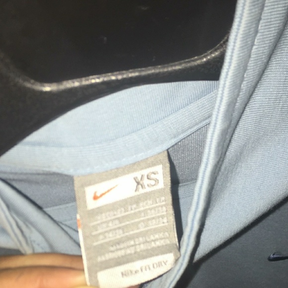 Nike Pullover - Picture 3 of 4